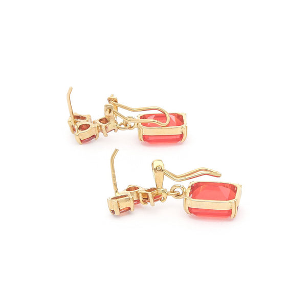 Juego de anillo y aretes diseño especial con jacintos en oro amarillo 14 kilates.