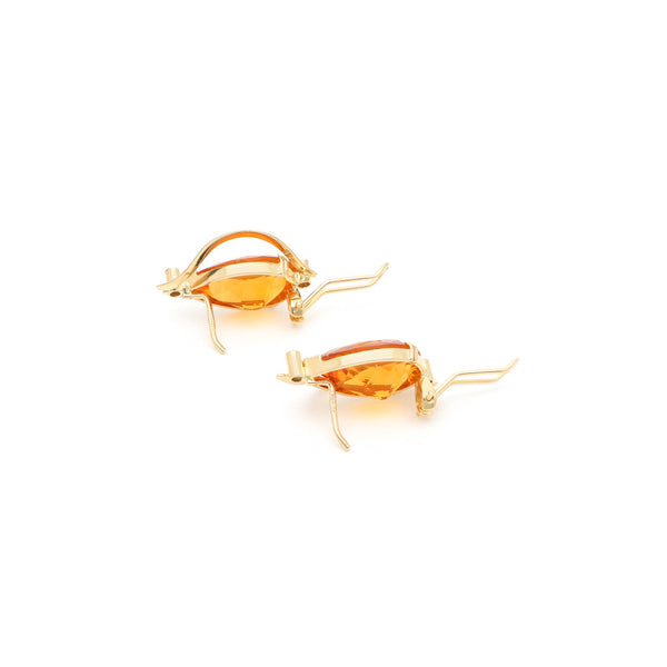 Aretes diseño especial con citrinos y sintéticos en oro amarillo 14 kilates.