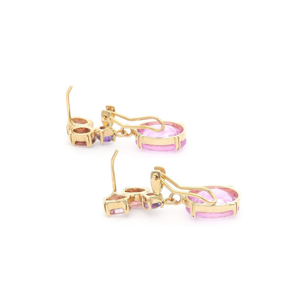 Juego de anillo y aretes diseño especial con Rosa de Francia en oro amarillo 14 kilates.