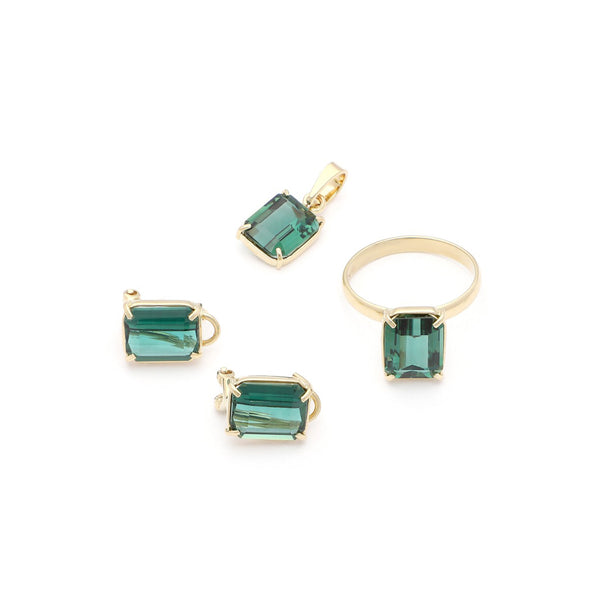 Juego de anillo, dije y aretes con cuarzo en oro amarillo 14 kilates.