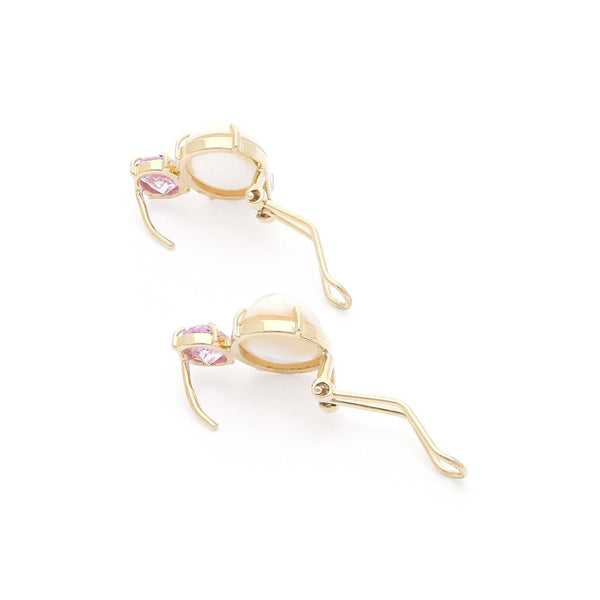 Aretes diseño especial con perla y rosa de Francia en oro amarillo 14 kilates.