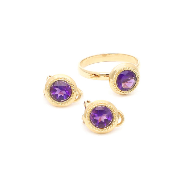 Anillo y aretes diseño especial con amatista en oro amarillo 14 kilates.