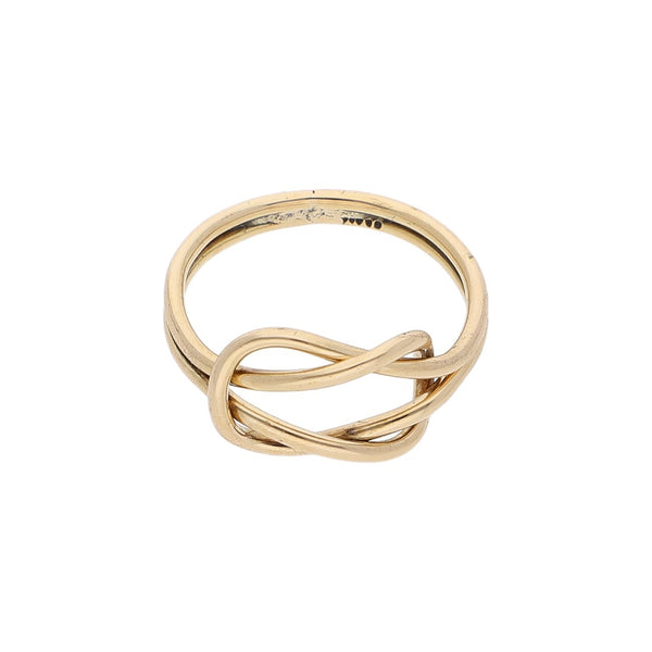 Anillo calado en oro amarillo 14 kilates.