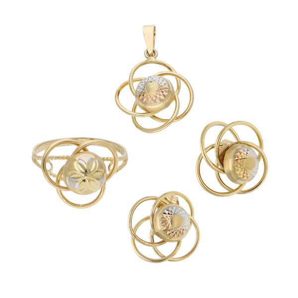 Juego de anillo, dije y aretes calados en oro amarillo 14 kilates.
