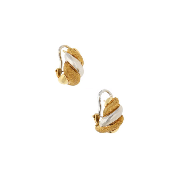Aretes diseño especial en oro dos tonos 14 kilates.