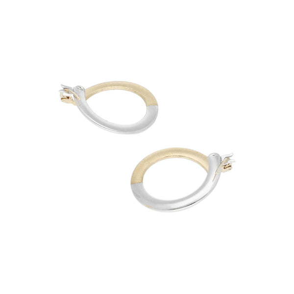 Arracadas diseño especial en oro dos tonos 14 kilates.