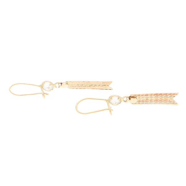 Aretes laminados con sintéticos en oro tres tonos 14 kilates.