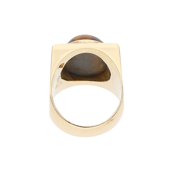Anillo diseño especial con sintético en oro amarillo 14 kilates.