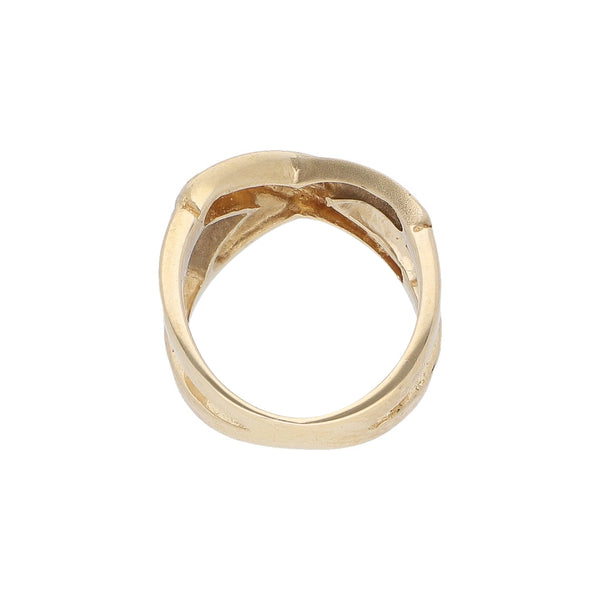 Anillo diseño especial en oro amarillo 14 kilates.