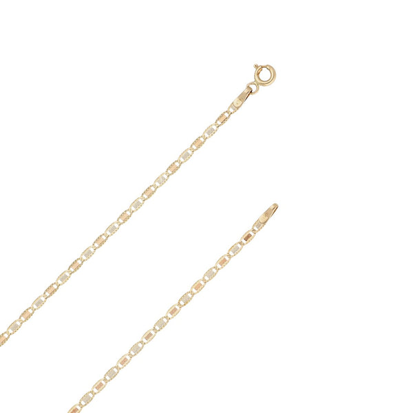 Collar eslabón nudo marino y medalla labrada motivo Virgen de Guadalupe en oro tres tonos 14 kilates.