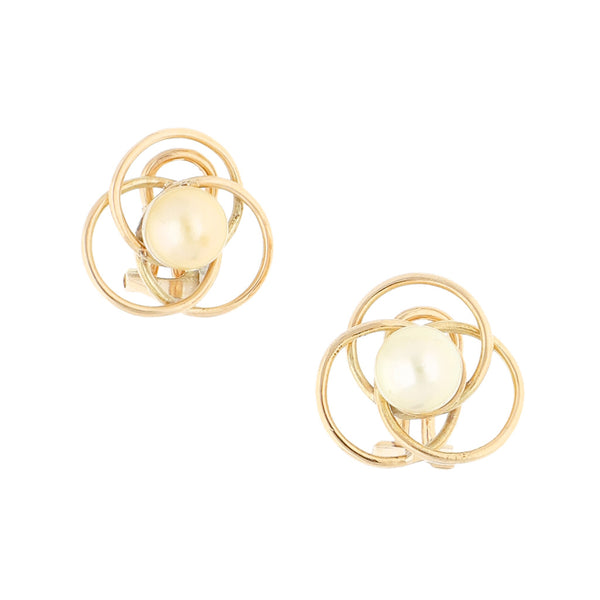 Aretes diseño especial con perlas en oro amarillo 14 kilates.