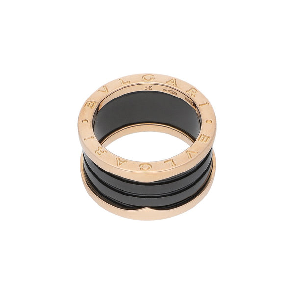 Anillo diseño especial con aplicación de cerámica firma Bvlgari en oro rosa 18 kilates.