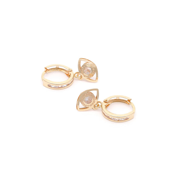 Arracada articulada con sintéticos y colgante motivo ojo en oro amarillo 14 kilates.