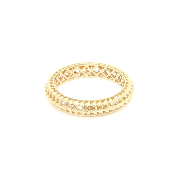 Anillo calado en oro amarillo 14 kilates.