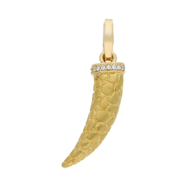 Dije diseño especial con diamantes motivo colmillo en oro amarillo 18 kilates.