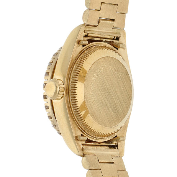 Reloj Rolex para dama modelo Oyster Perpetual DateJust en oro amarillo 18 kilates.