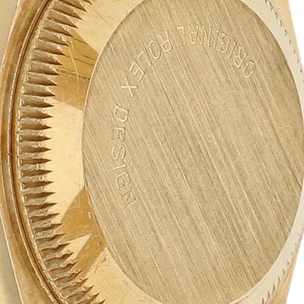 Reloj Rolex para dama modelo Oyster Perpetual DateJust en oro amarillo 18 kilates.