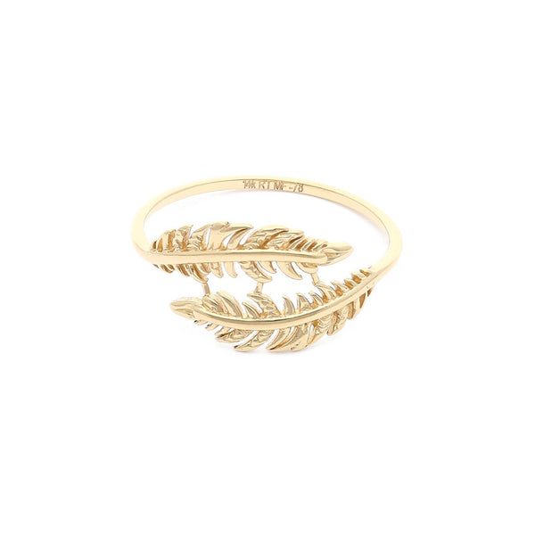 Anillo calado motivo hojas en oro amarillo 14 kilatess.
