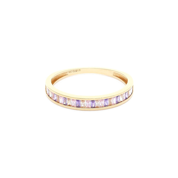 Anillo diseño especial con sintéticos en oro amarillo 14 kilates.