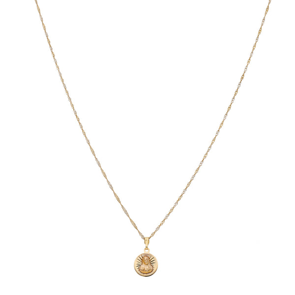 Collar eslabón torzal platinado y medalla motivo Virgen de Guadalupe en oro amarillo 14 kilates.
