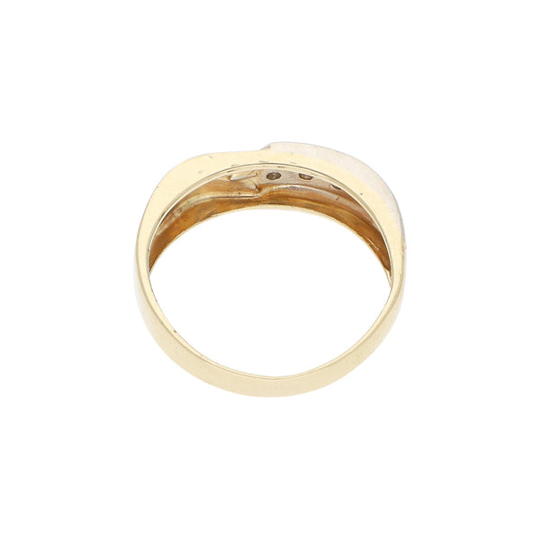 Anillo diseño especial con diamantes en oro dos tonos 14 kilates.