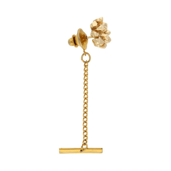 Pin labrado en oro amarillo 14 kilates.