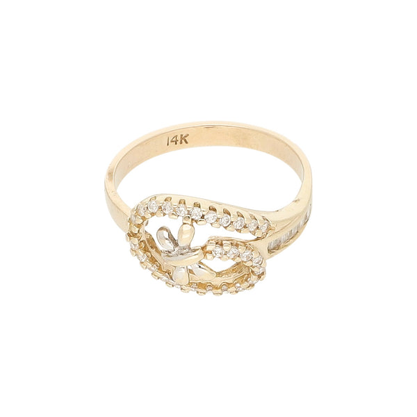 Anillo calado con sintéticos en oro amarillo 12 kilates.