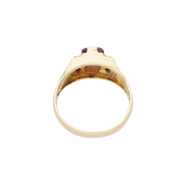 Anillo diseño especial con sintéticos en oro amarillo 14 kilates.