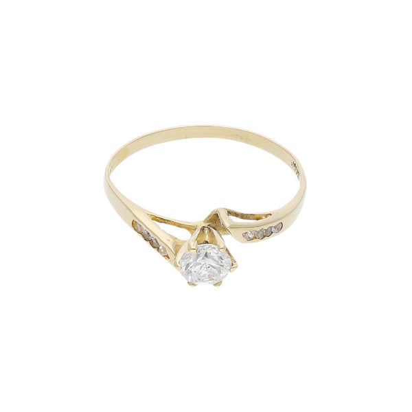 Anillo de compromiso con sintéticos en oro amarillo 14 kilates.