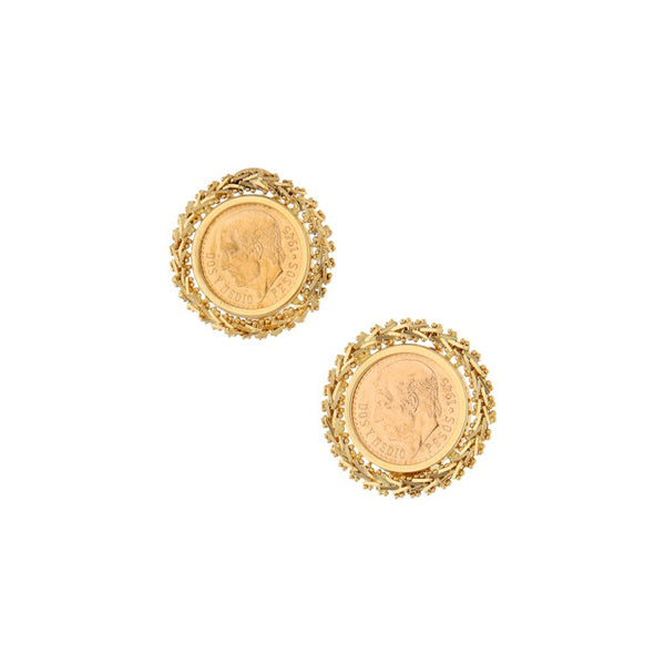 Aretes boleados con dos monedas de dos pesos y medio oro mexicano 21.6 kilates en oro amarillo 14 kilates.