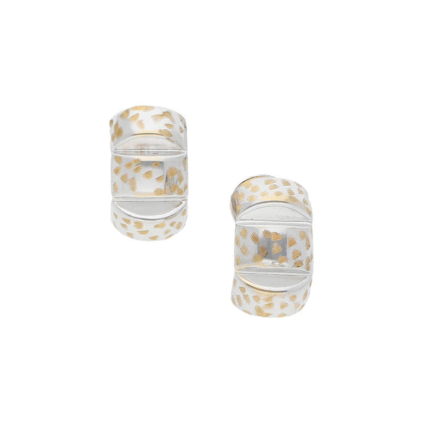 Aretes estilizados en oro blanco 14 kilates.