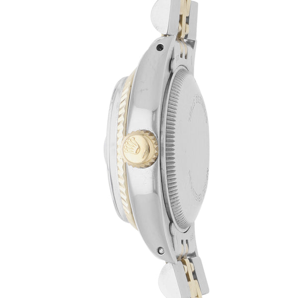 Reloj Rolex para dama modelo Oyster Perpetual Date vistas en oro amarillo 14 kilates.