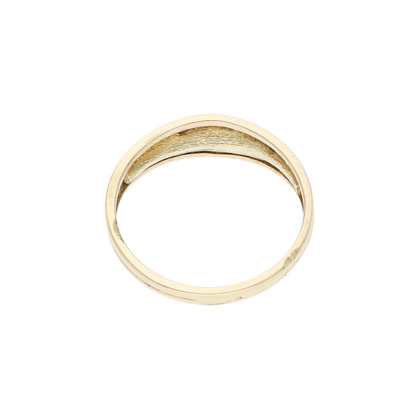 Anillo diseño especial en oro tres tonos 14 kilates.