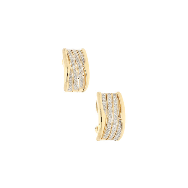 Aretes diseño especial con diamantes en oro amarillo 14 kilates.