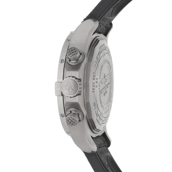 Reloj Breitling para caballero modelo Avenger Bandit.