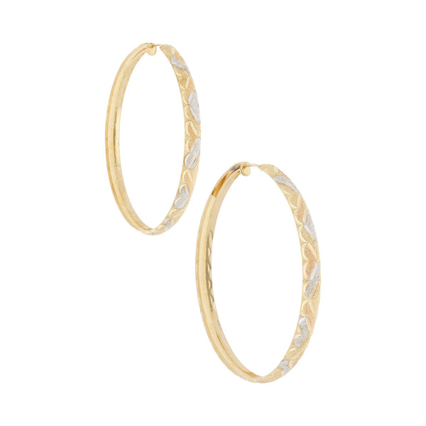 Arracadas facetadas en oro amarillo 14 kilates.