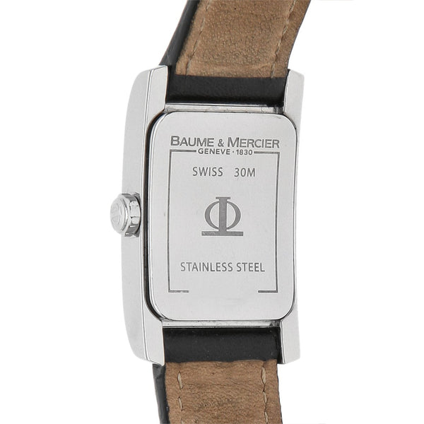 Reloj Baume & Mercier para dama en acero y cuero.