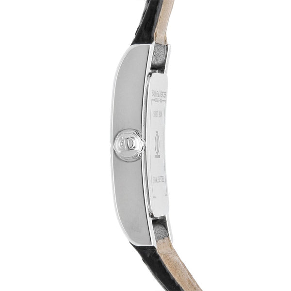 Reloj Baume & Mercier para dama en acero y cuero.