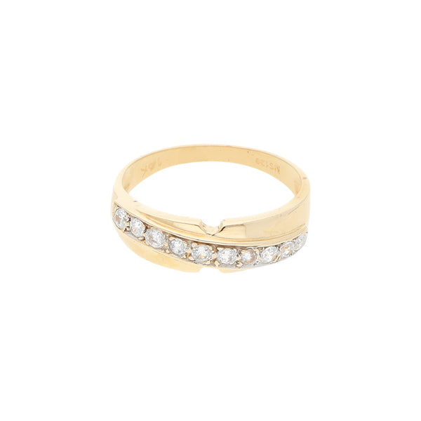 Anillo diseño especial con sintéticos en oro amarillo 14 kilates.