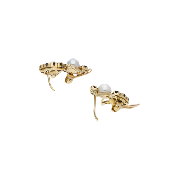 Aretes diseño especial con zafiros y perlas en oro amarillo 14 kilates.