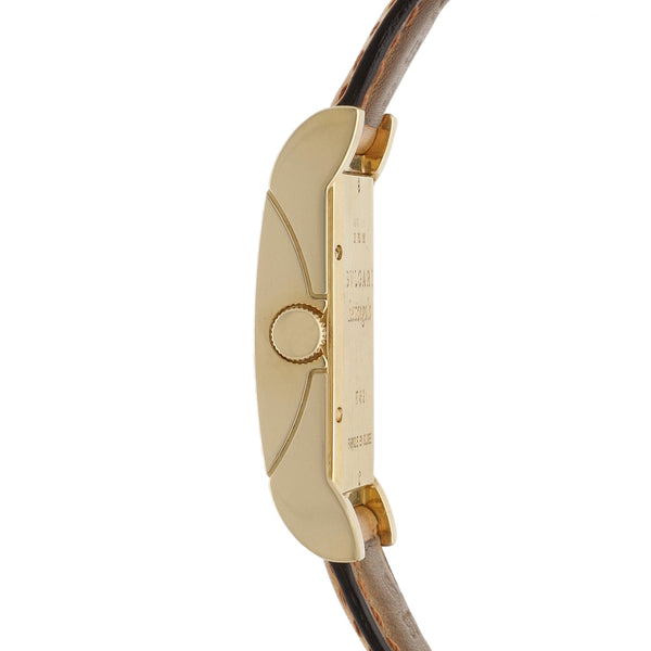 Reloj Bvlgari para caballero modelo Rettangolo caja y broche en oro amarillo 18 kilates.