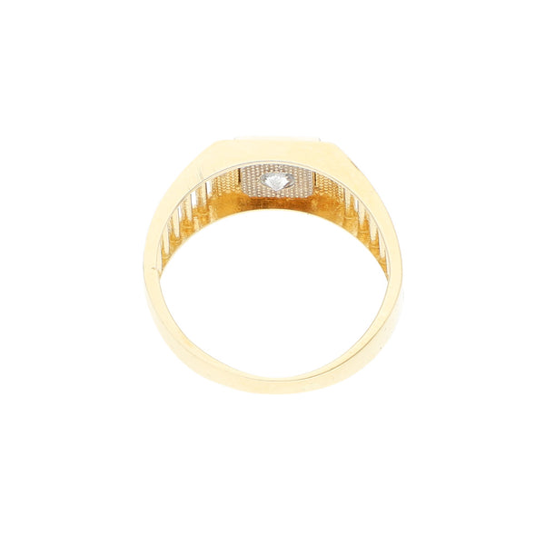 Anillo diseño especial con sintético en oro amarillo 14 kilates.