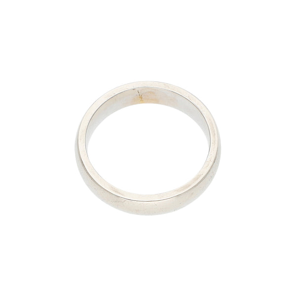 Argolla lisa en oro blanco 14 kilates.