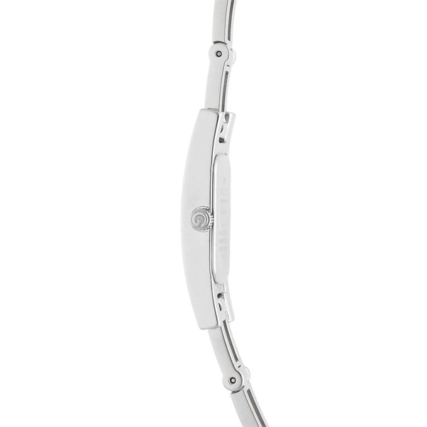 Reloj Gucci para dama en acero inoxidable.