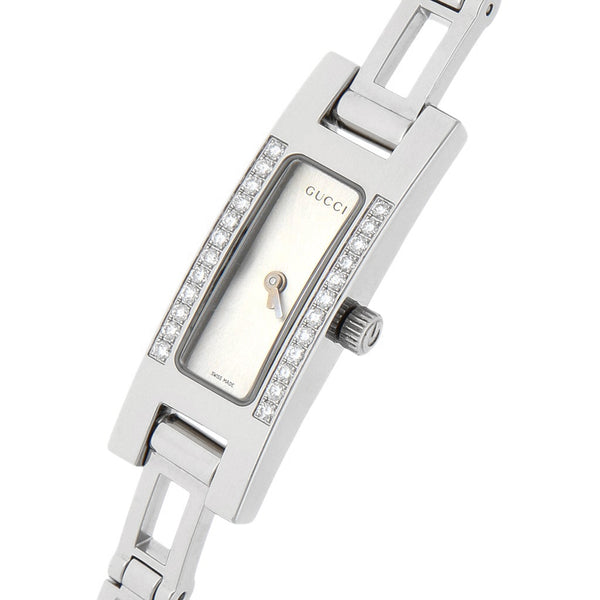 Reloj Gucci para dama en acero inoxidable.