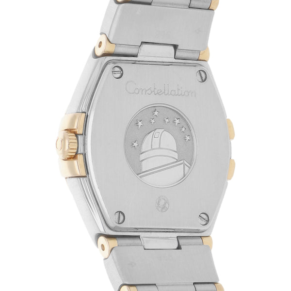 Reloj Omega para dama modelo Constellation vistas en oro rosa 18 kilates.