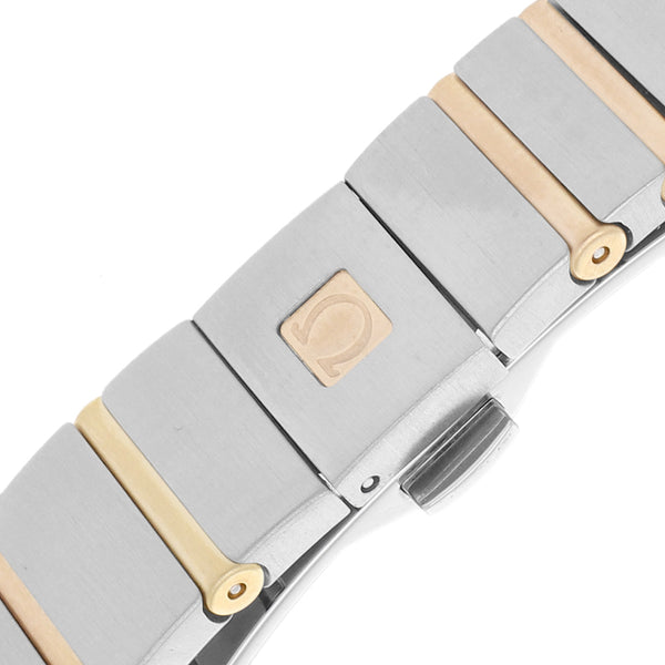 Reloj Omega para dama modelo Constellation vistas en oro rosa 18 kilates.