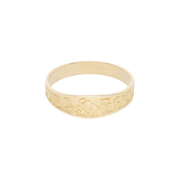 Anillo diseño especial motivos de la suerte en oro amarillo 12 kilates.