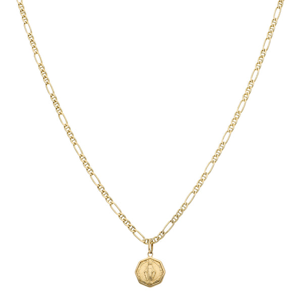 Collar de tres eslabones por uno en oro amarillo 14 kilates y medalla labrada motivo Virgen Milagrosa en oro amarillo 18 kilates.