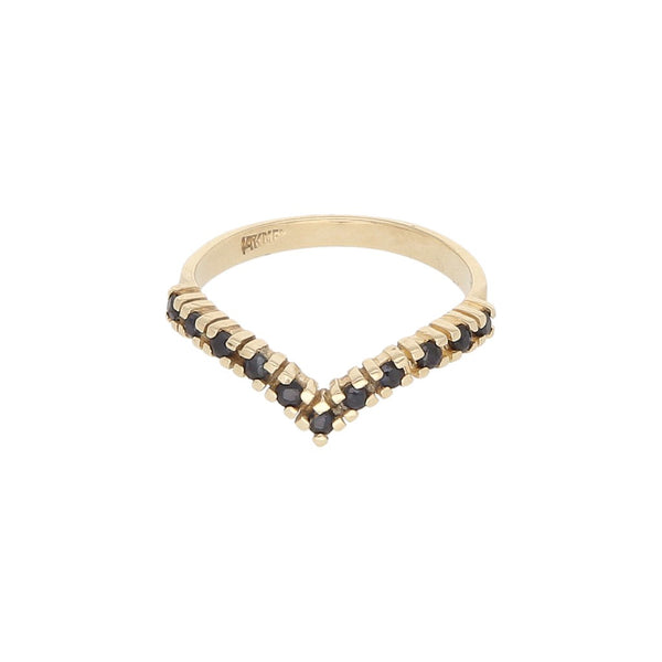 Anillo estilizado con sintéticos en oro amarillo 14 kilates.